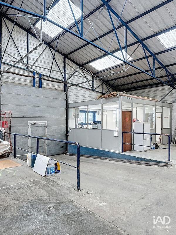 Local commercial - 827 m²