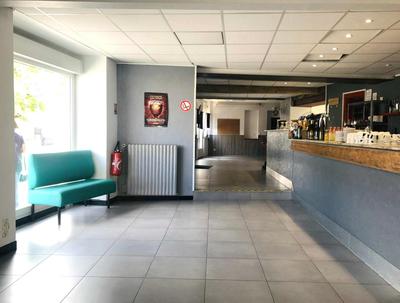 Maison en pierre - 290 m² - 5 pièces