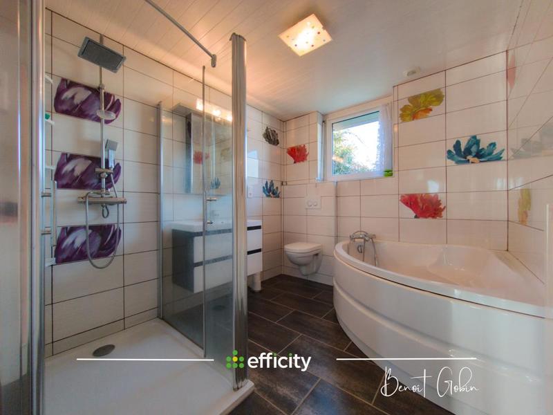 Maison - 143 m² - 6 pièces