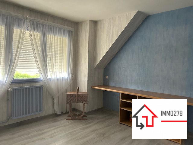 Maison - 96 m² - 5 pièces