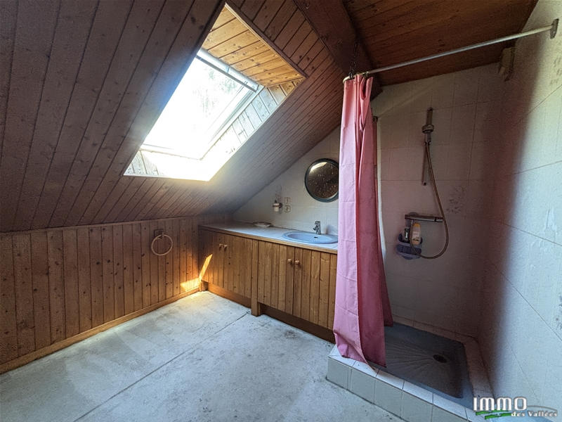 Maison - 122 m² - 7 pièces