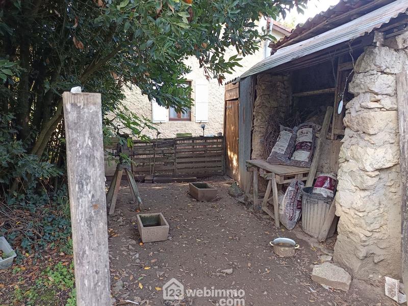 Maison - 240 m² - 8 pièces