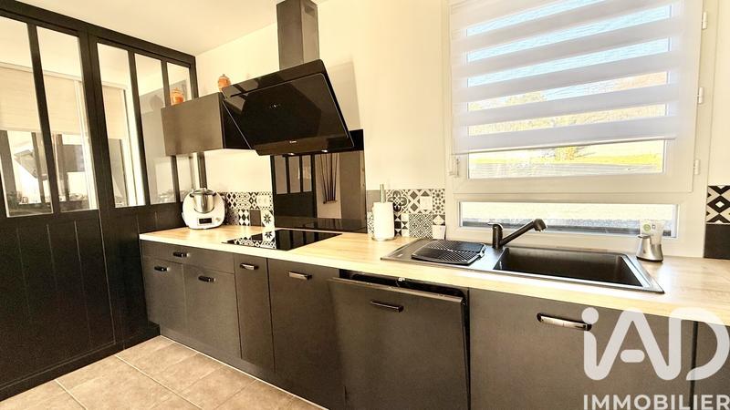 Maison - 122 m² - 5 pièces