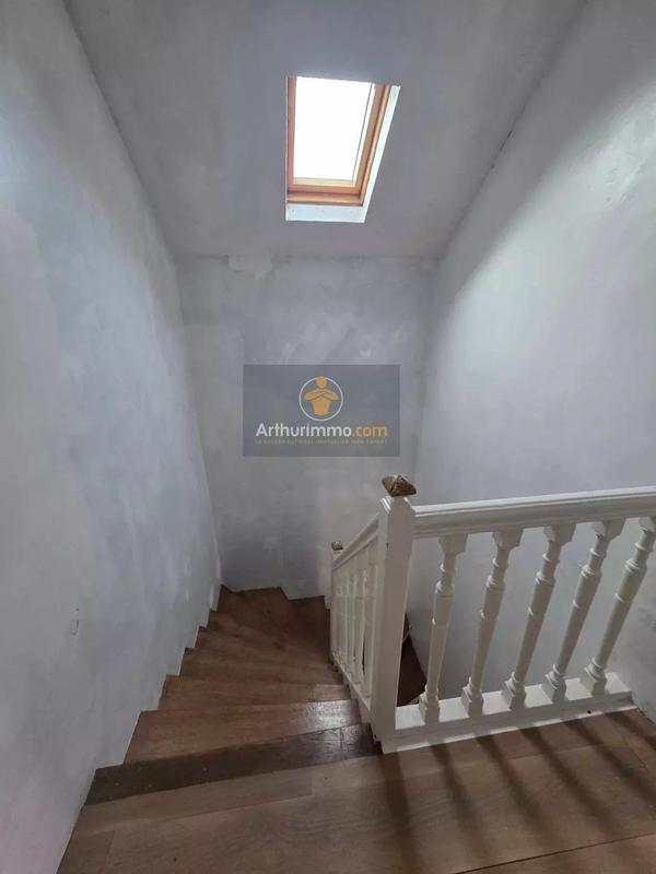 Maison - 93 m² - 6 pièces