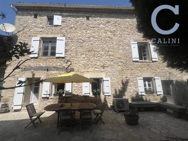 Maison de village - 195 m² - 7 pièces