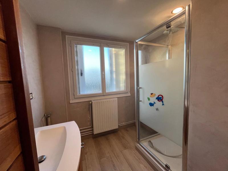 Appartement - 77 m² - 3 pièces