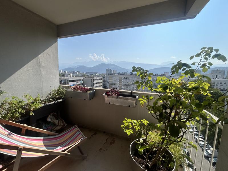 Appartement - 120 m² - 6 pièces