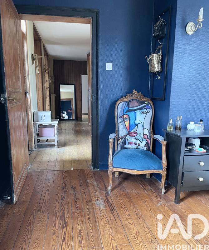 Maison - 379 m² - 10 pièces