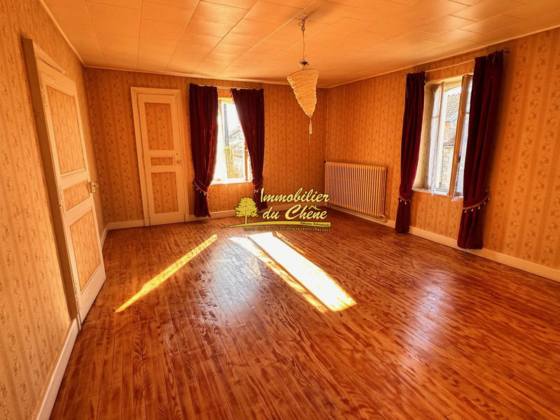 Maison - 250 m² - 10 pièces