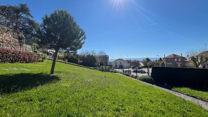 Maison - 184 m² - 6 pièces