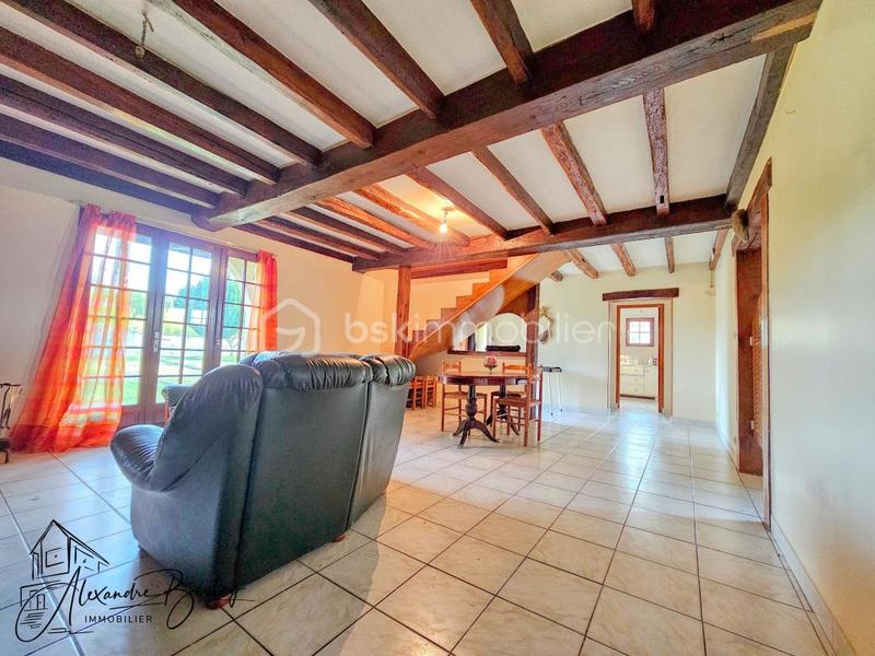 Maison traditionnelle - 172 m² - 7 pièces