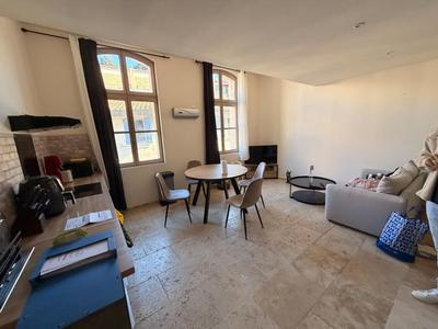 Immeuble - 170 m² - 8 pièces