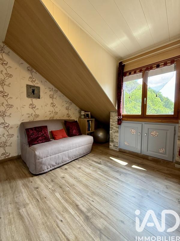 Maison - 102 m² - 5 pièces