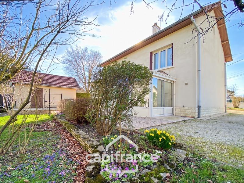 Maison - 114 m² - 5 pièces