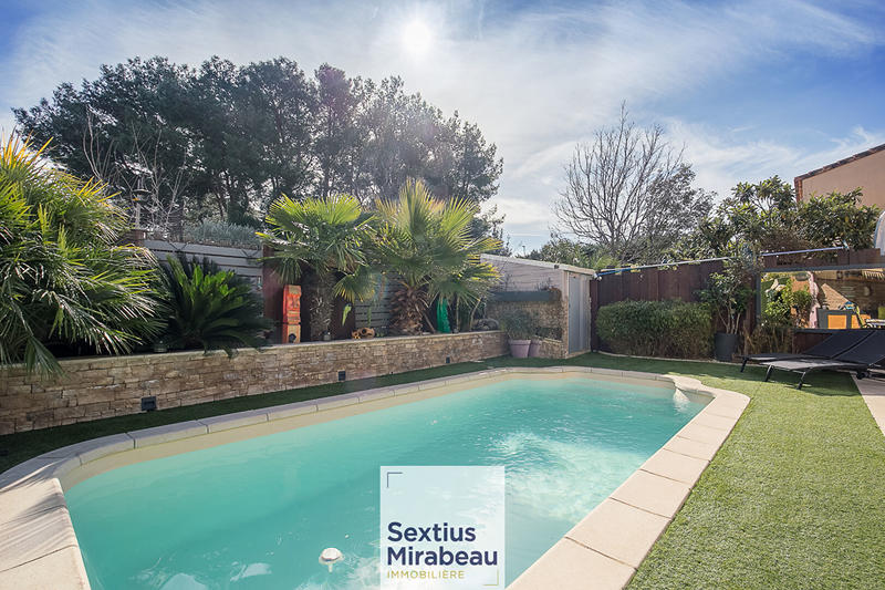 Maison - 95 m² - 5 pièces