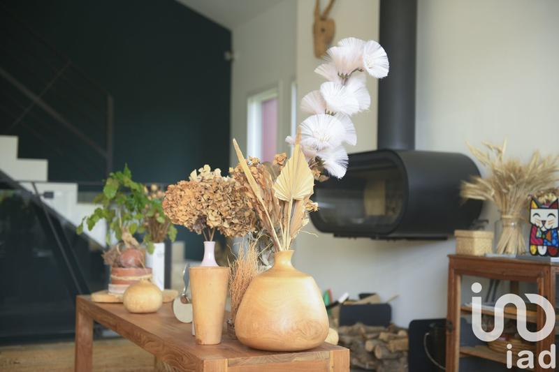 Maison - 238 m² - 6 pièces