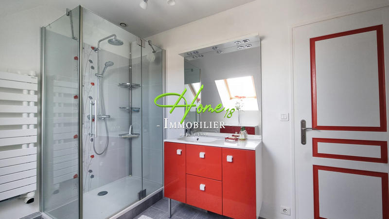 Maison - 151 m² - 6 pièces