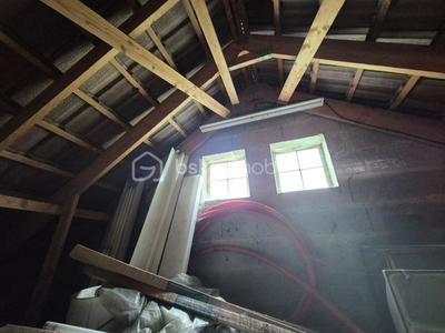 Maison traditionnelle - 90 m² - 4 pièces