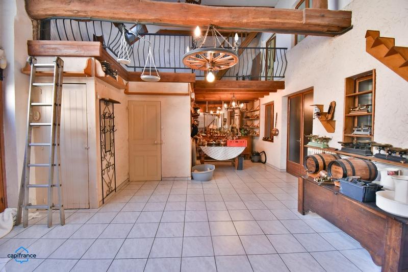 Maison - 167 m² - 7 pièces