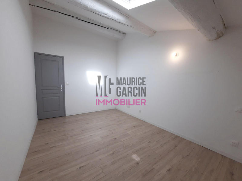 Appartement - 85 m² - 3 pièces