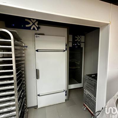 Local commercial - 200 m²