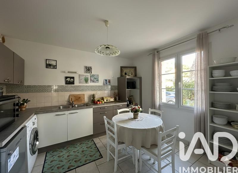 Maison - 95 m² - 5 pièces