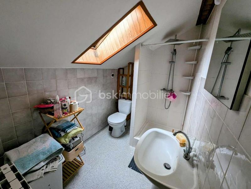 Maison - 96 m² - 4 pièces