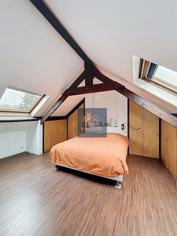 Appartement - 178 m² - 9 pièces