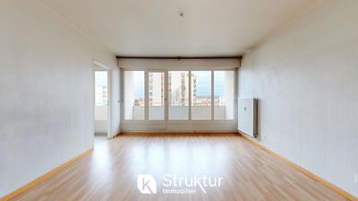 Appartement - 80 m² - 3 pièces