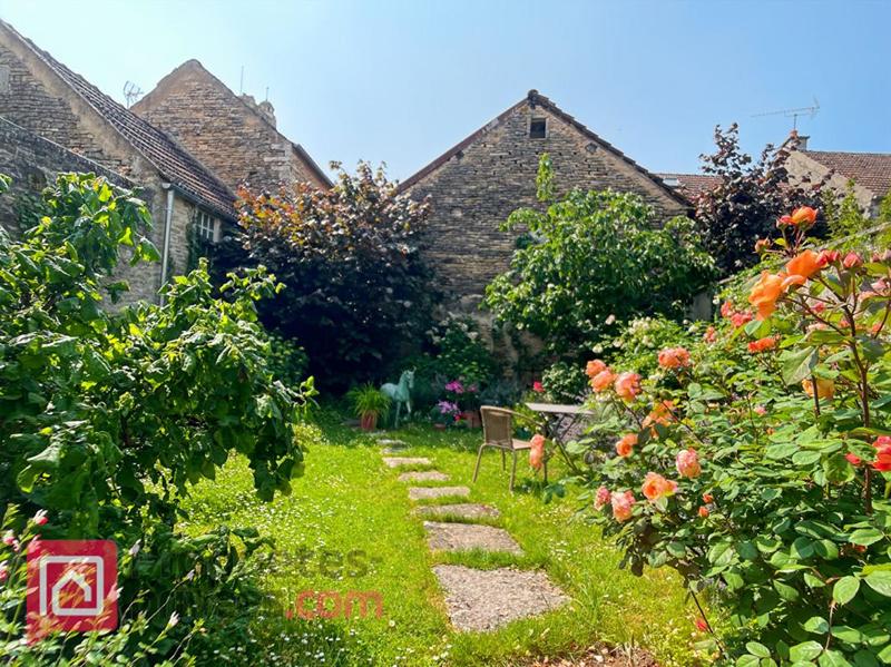 Maison - 175 m² - 7 pièces