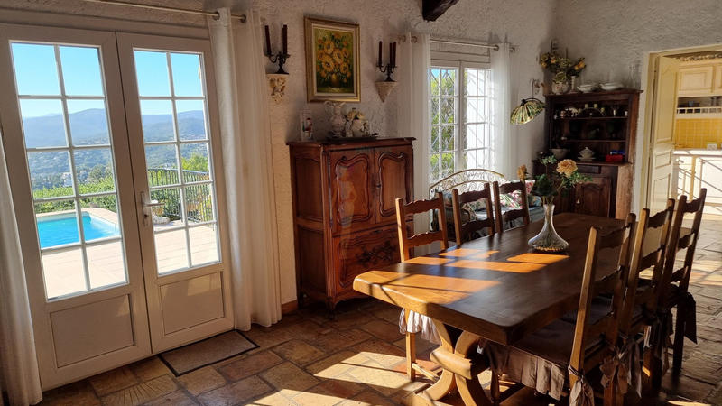 Maison - 160 m² - 7 pièces