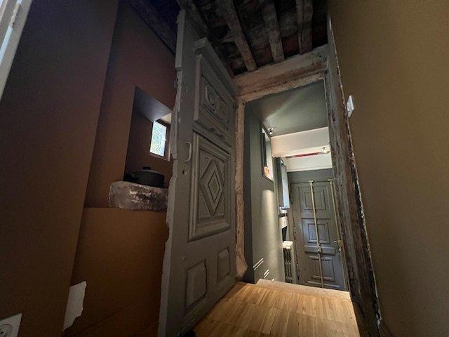 Maison - 232 m² - 6 pièces