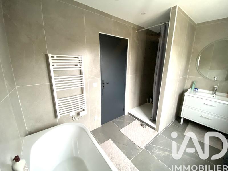 Maison - 145 m² - 5 pièces