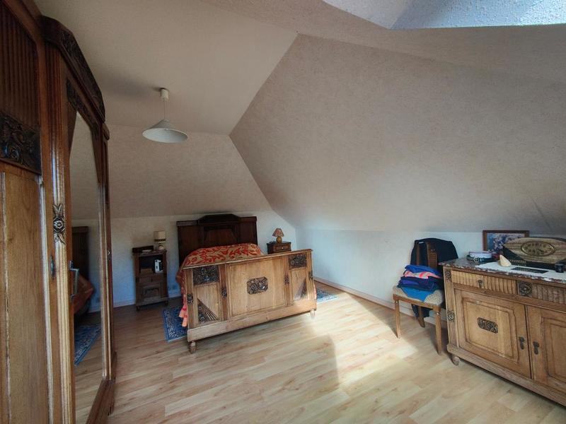 Maison - 143 m² - 6 pièces