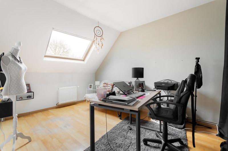 Appartement - 100 m² - 4 pièces