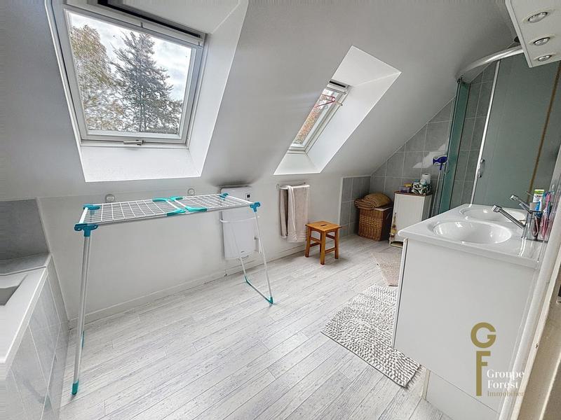 Maison - 165 m² - 6 pièces