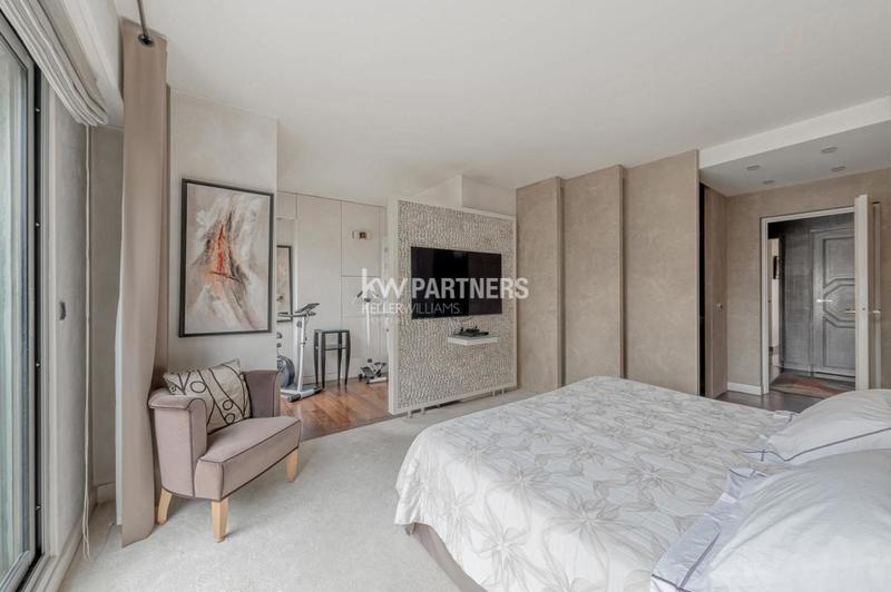 Appartement - 132 m² - 4 pièces