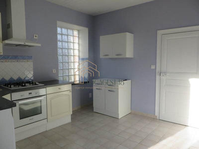 Maison - 140 m² - 5 pièces