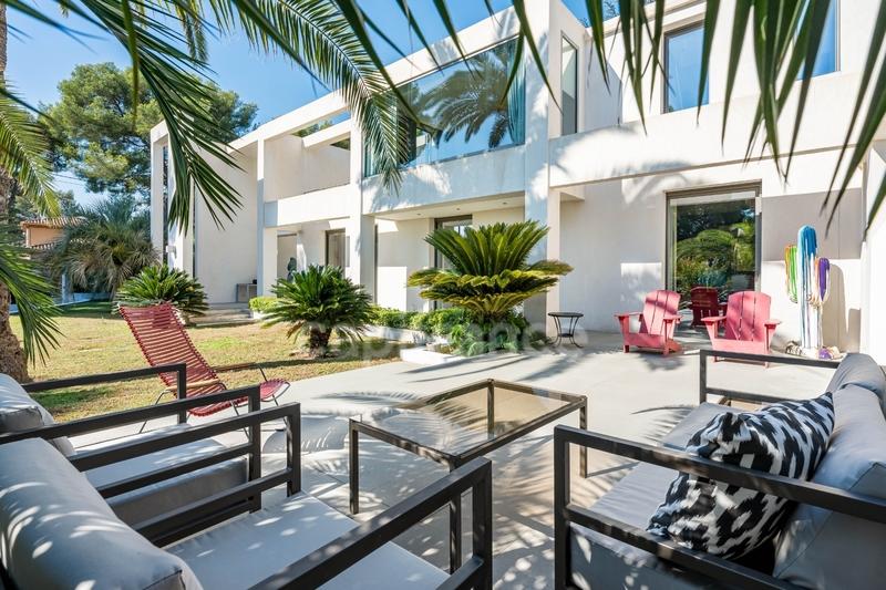 Maison - 192 m² - 6 pièces