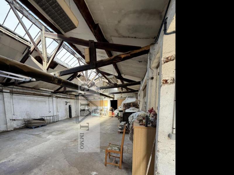 Entrepôt - 380 m²