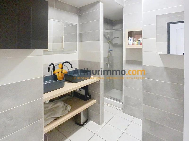 Maison - 190 m² - 9 pièces