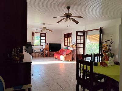 Maison - 255 m² - 7 pièces