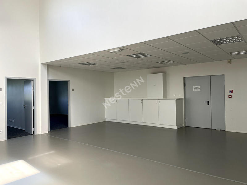 Local d'activité / Entrepôt - 476 m²
