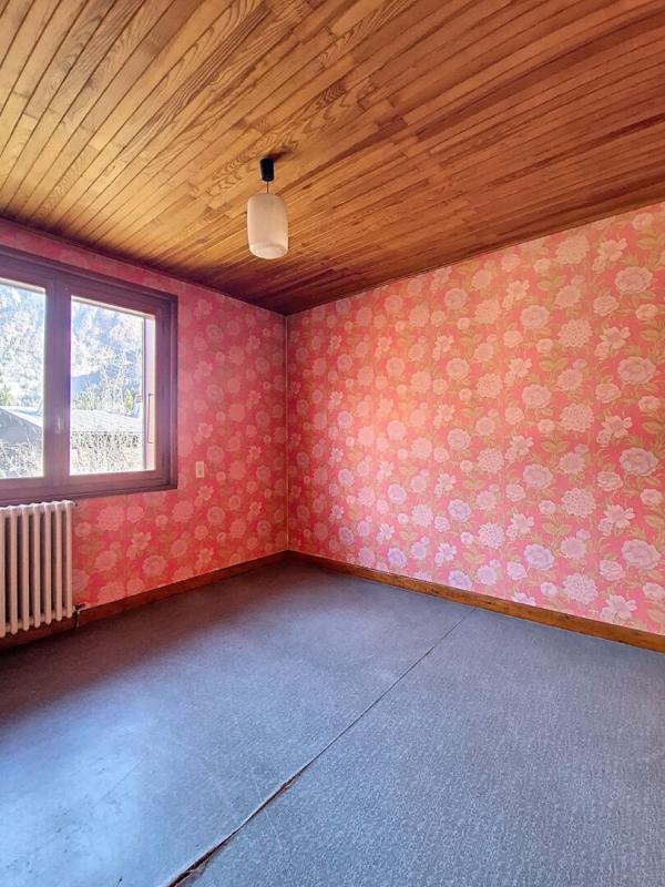 Maison - 203 m² - 7 pièces