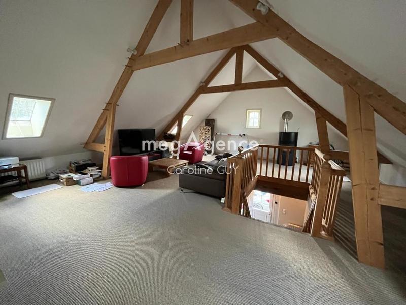 Maison - 267 m² - 11 pièces