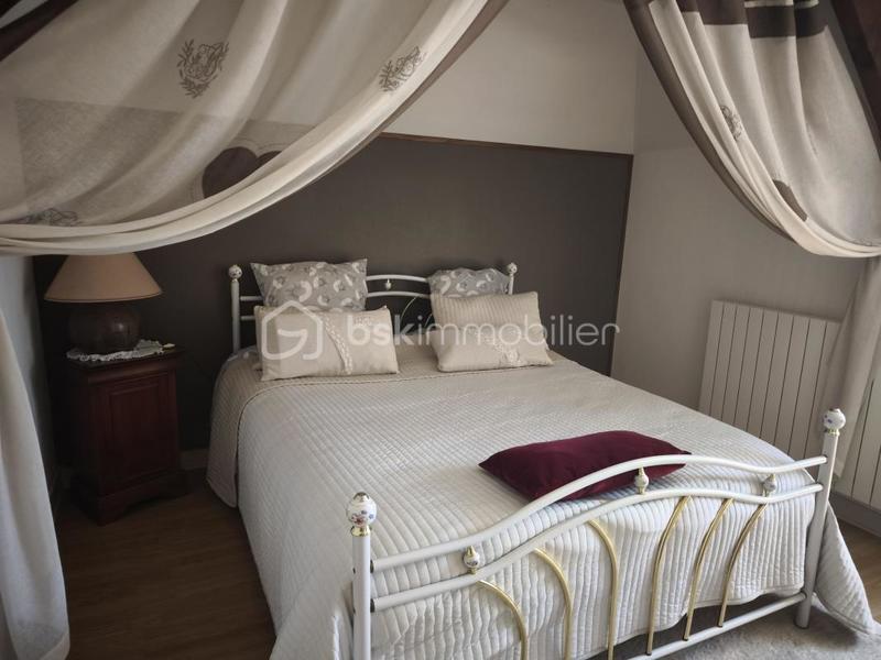 Maison - 171 m² - 8 pièces