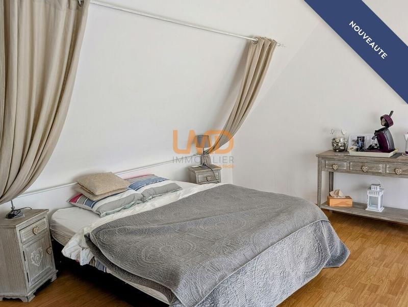 Maison d'architecte - 198 m² - 9 pièces