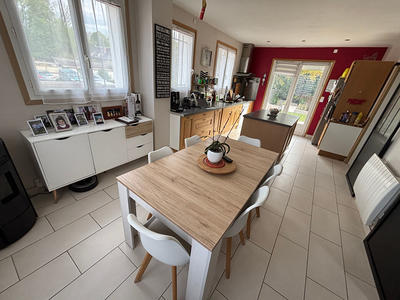 Maison - 145 m² - 7 pièces