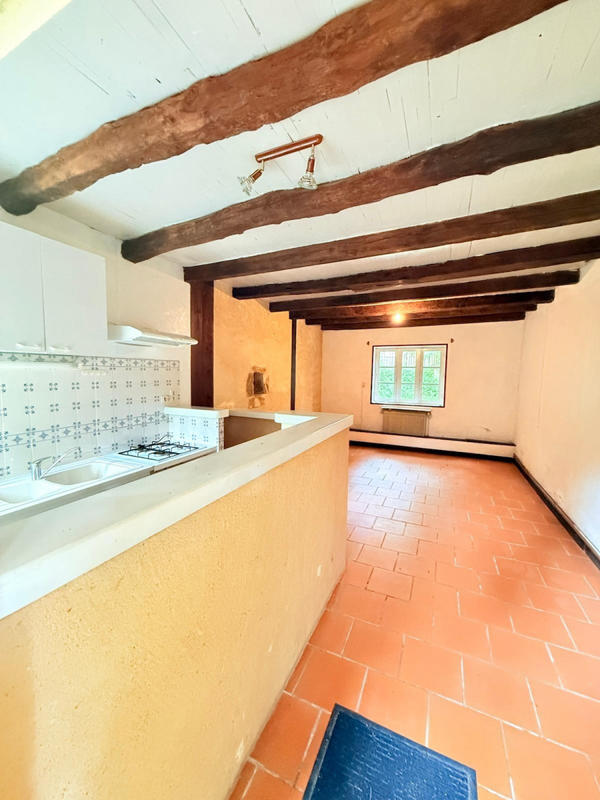 Maison - 280 m² - 12 pièces