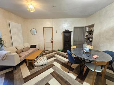 Appartement - 87 m² - 5 pièces